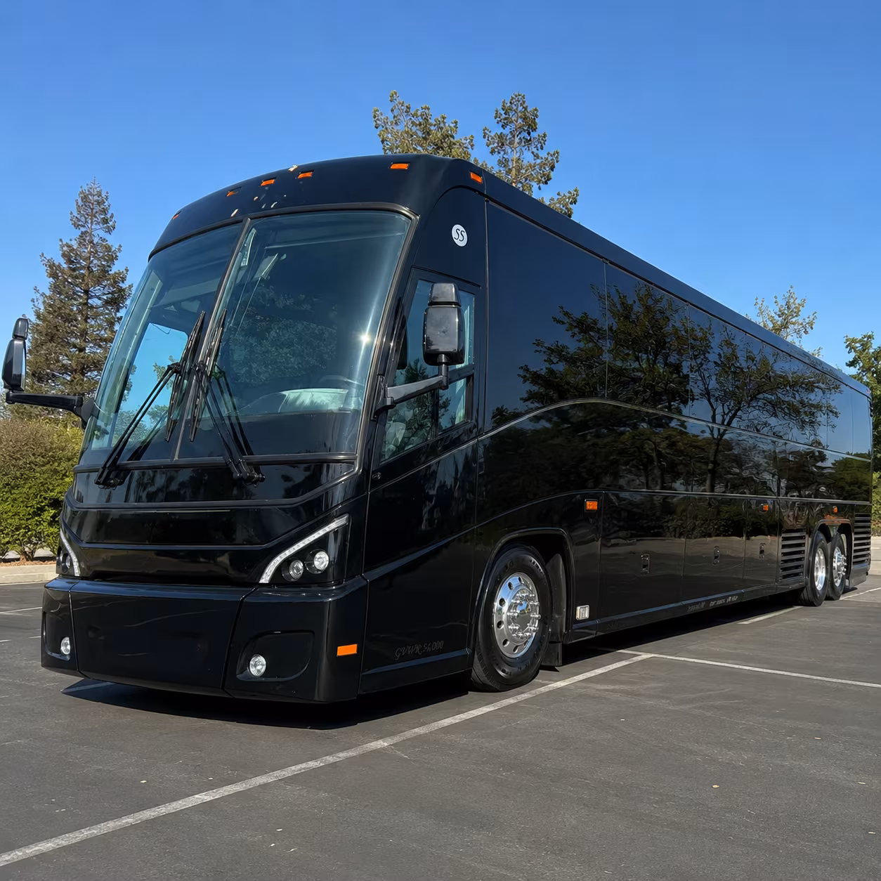shuttle defense contractor teams between east hartford and bradley international airport